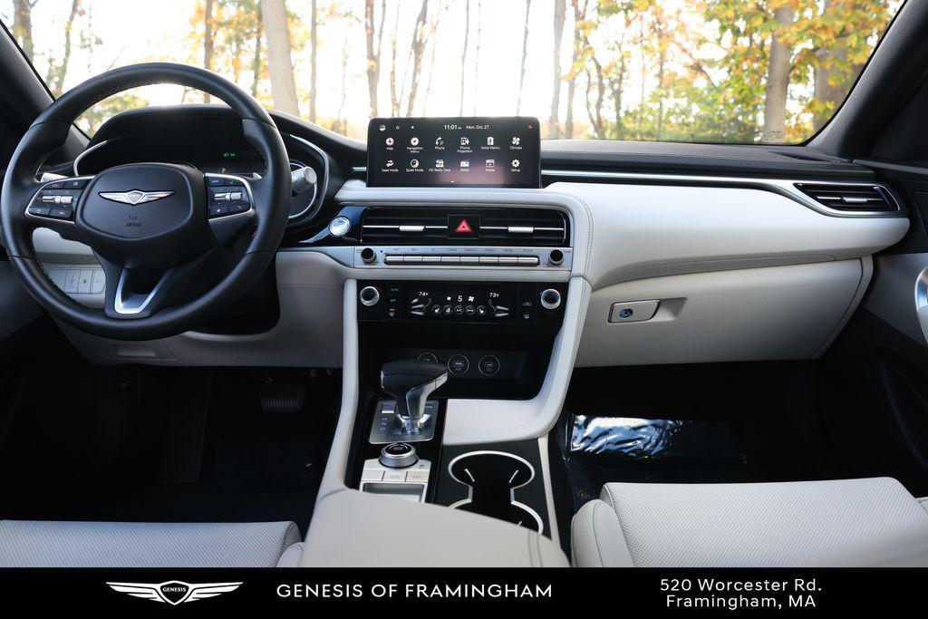 used 2025 Genesis G70 car, priced at $33,298