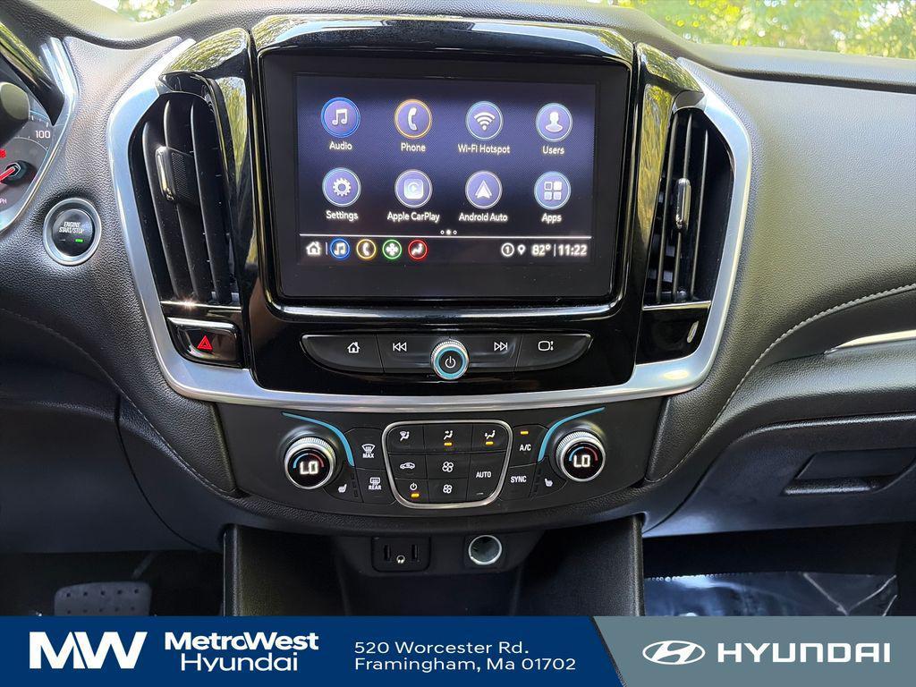 used 2023 Chevrolet Traverse car, priced at $27,647