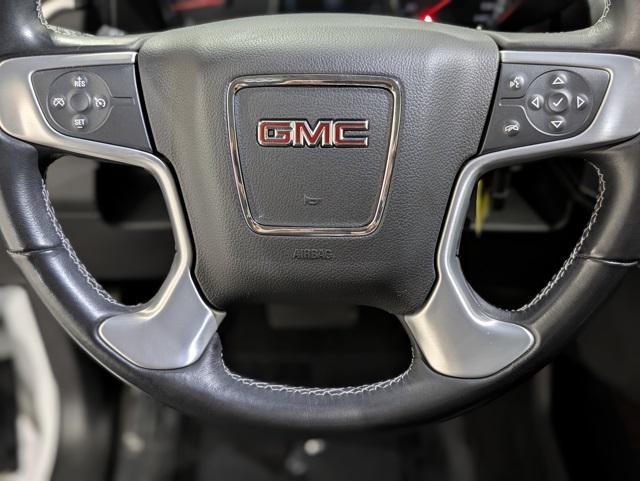 2020 Summit White GMC Yukon
