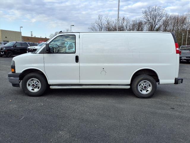 2023 Summit White GMC Savana 2500
