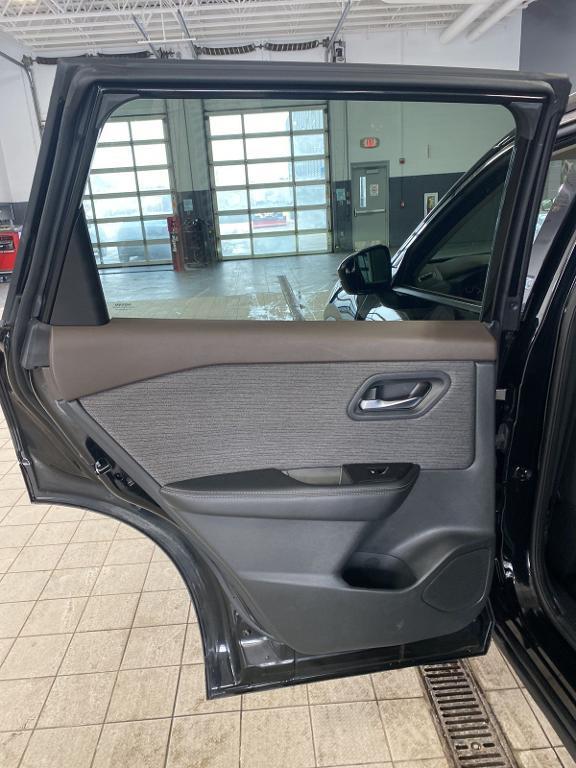 used 2021 Nissan Rogue car, priced at $21,847