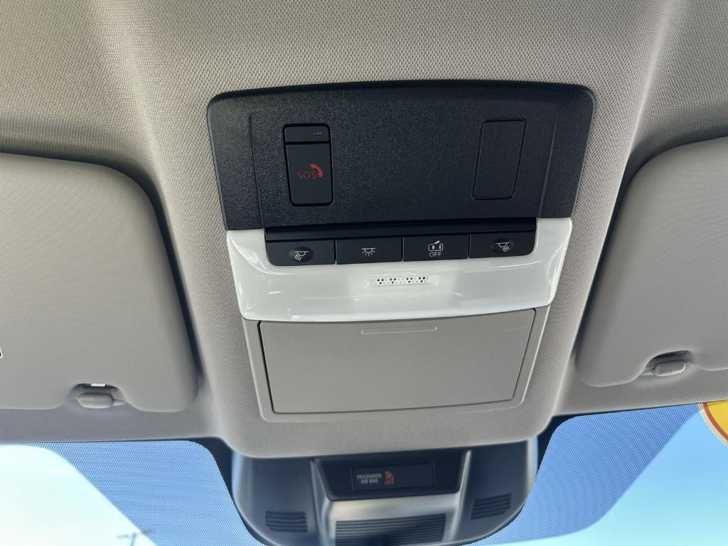 used 2024 Nissan Rogue car, priced at $28,181