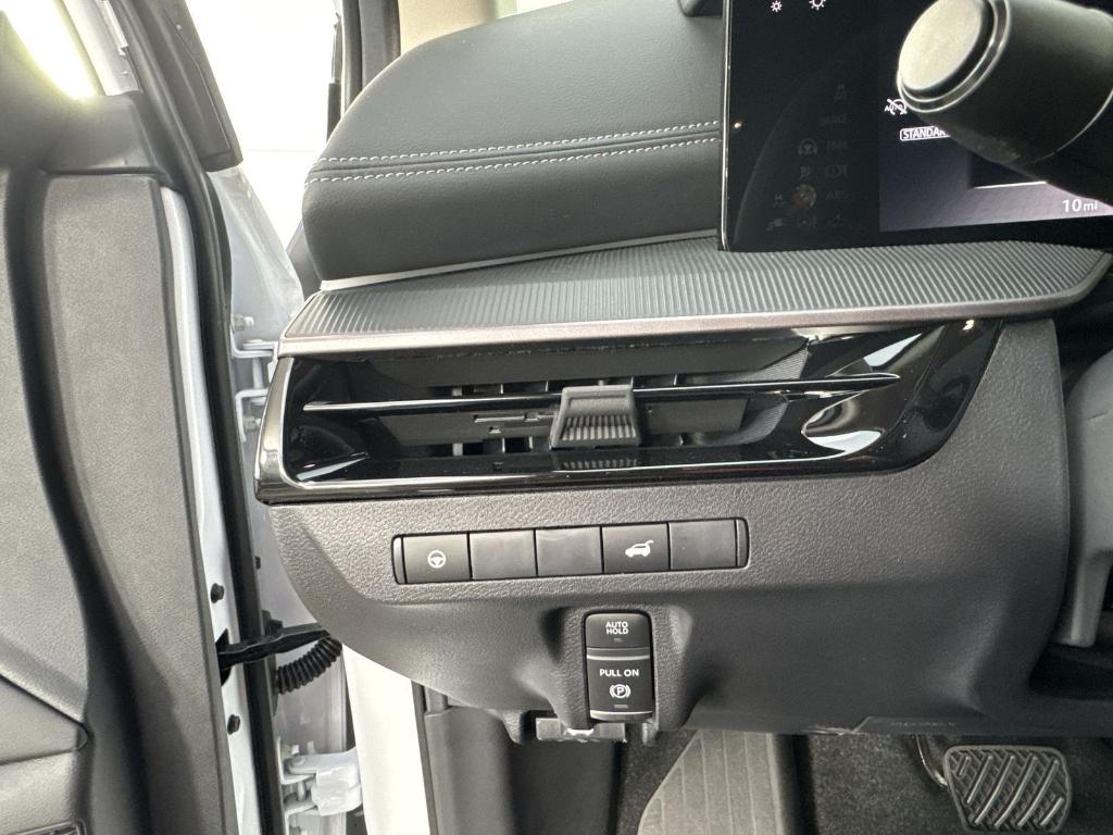 new 2025 Nissan Murano car, priced at $33,110