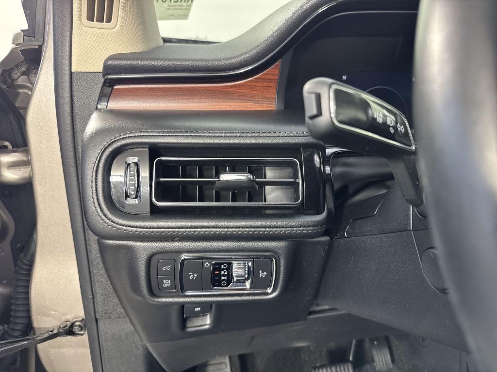 used 2021 Lincoln Nautilus car, priced at $31,997