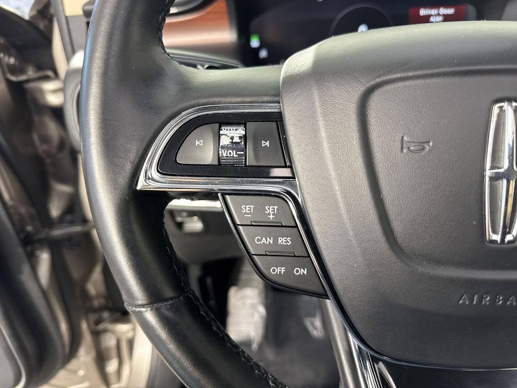 used 2021 Lincoln Nautilus car, priced at $31,997