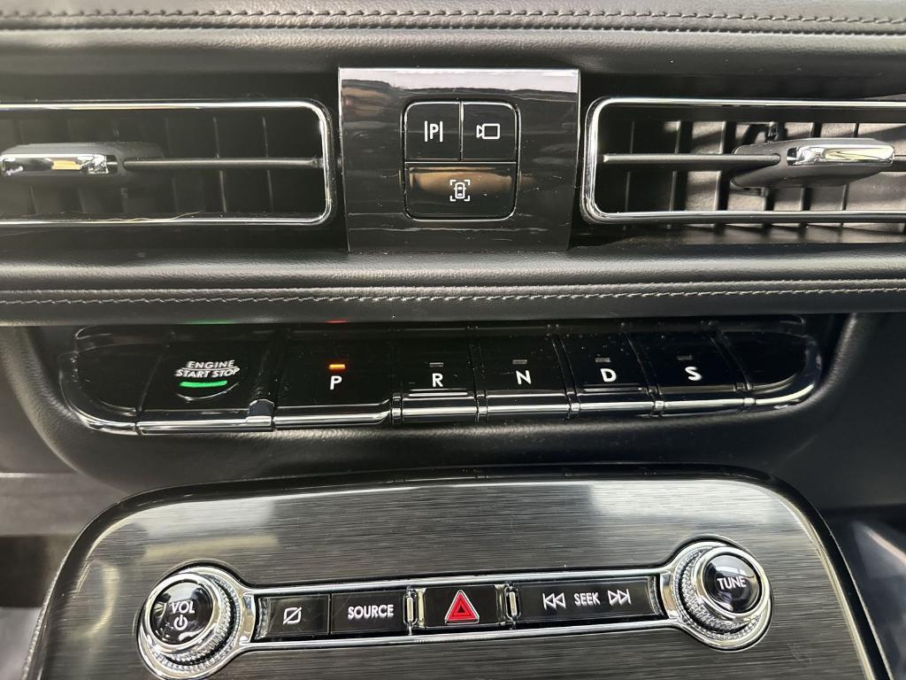 used 2021 Lincoln Nautilus car, priced at $31,997