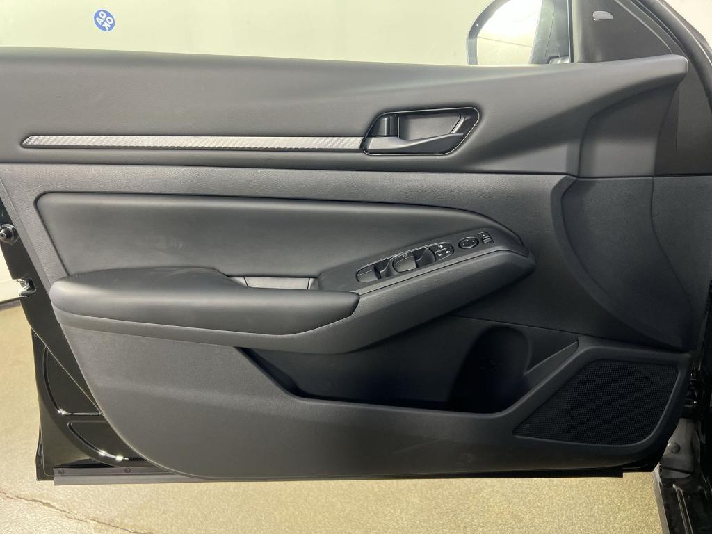 new 2025 Nissan Altima car, priced at $23,613