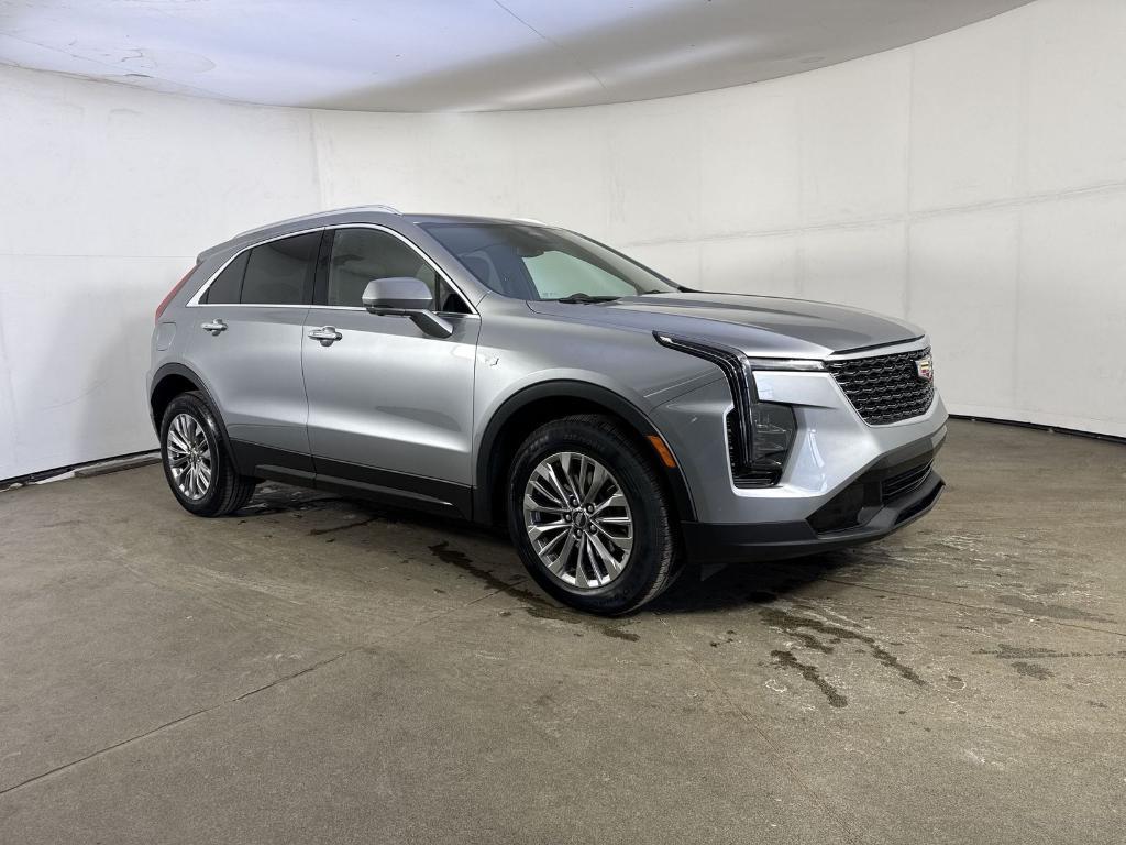 used 2025 Cadillac XT4 car, priced at $34,308
