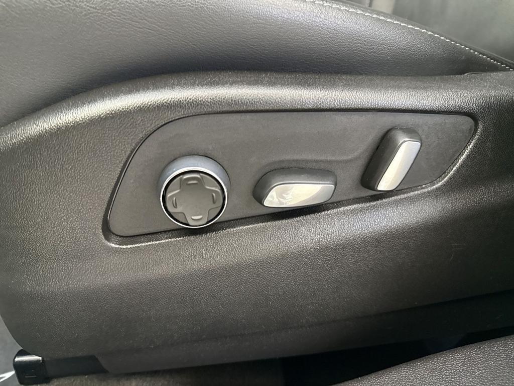 used 2025 Cadillac XT4 car, priced at $34,308