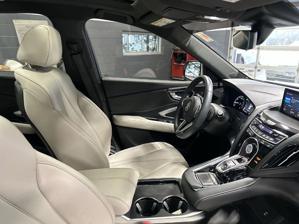 used 2025 Acura RDX car, priced at $39,797