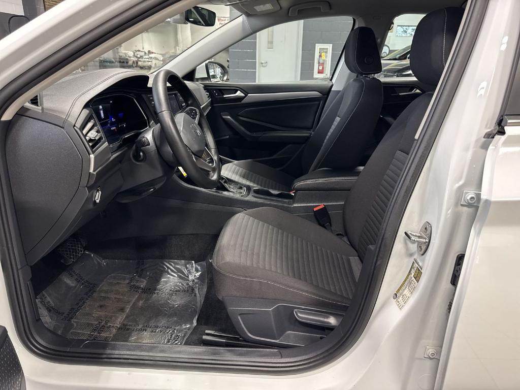 used 2024 Volkswagen Jetta car, priced at $16,997