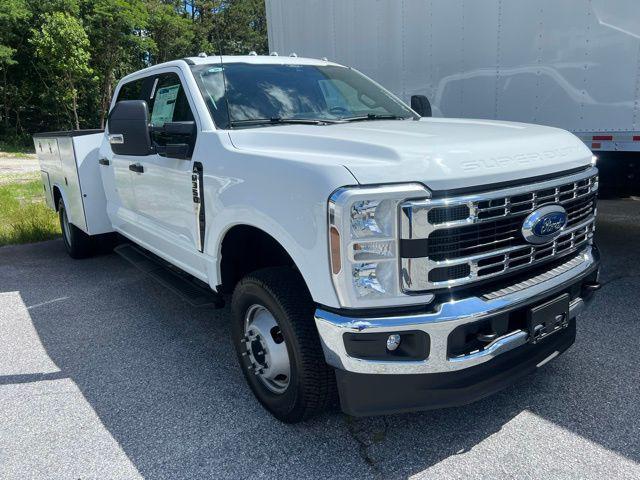 new 2025 Ford F-350 car, priced at $71,888