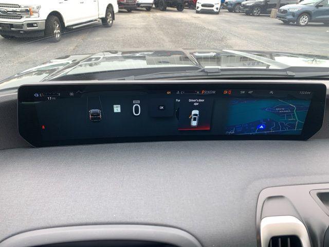 new 2025 Ford Expedition Max car, priced at $70,984