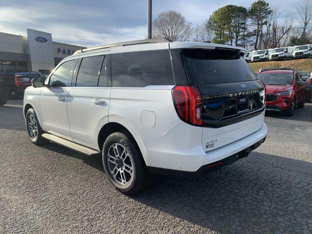 new 2025 Ford Expedition car, priced at $65,986