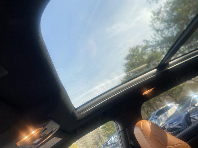 used 2022 Toyota Highlander car, priced at $38,522