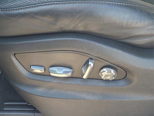 used 2020 Porsche Cayenne car, priced at $29,997