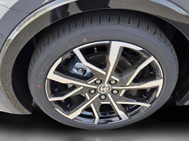 new 2026 Toyota Prius Plug-In Hybrid car, priced at $45,361