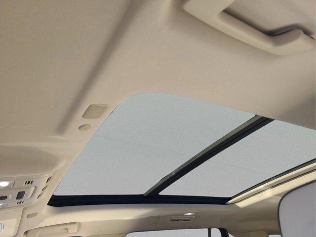 used 2021 GMC Yukon XL car, priced at $45,498