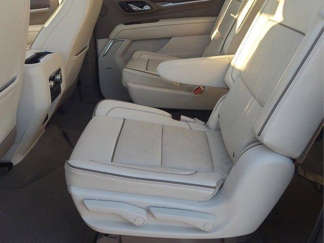 used 2021 GMC Yukon XL car, priced at $45,498