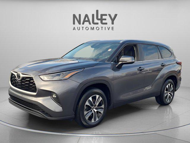 used 2024 Toyota Highlander car, priced at $32,891