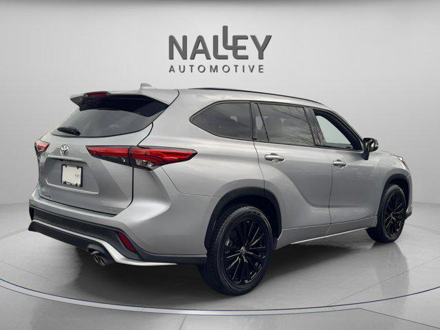 used 2023 Toyota Highlander car, priced at $36,901