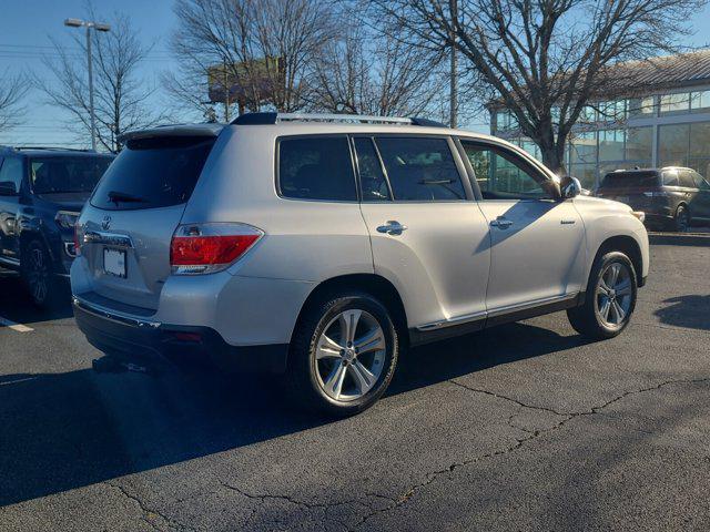 used 2013 Toyota Highlander car, priced at $14,034