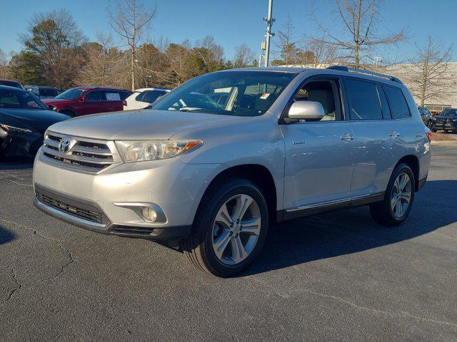 used 2013 Toyota Highlander car, priced at $14,034