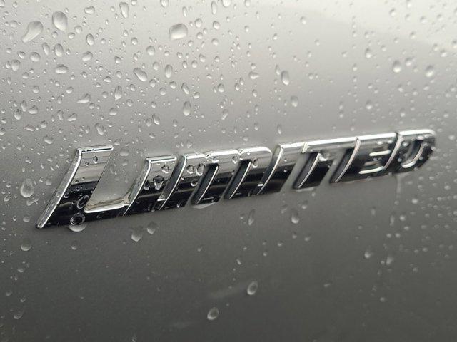 used 2013 Toyota Highlander car, priced at $14,479