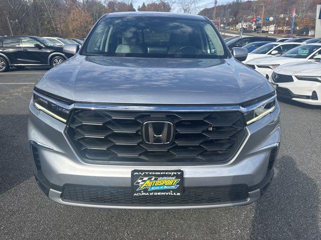 used 2023 Honda Pilot car, priced at $33,095