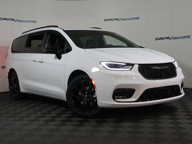 new 2026 Chrysler Pacifica car, priced at $49,905