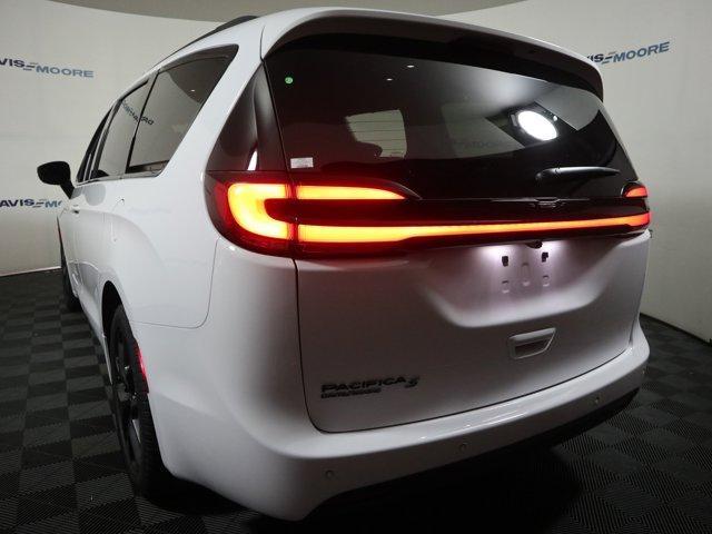 new 2026 Chrysler Pacifica car, priced at $49,905