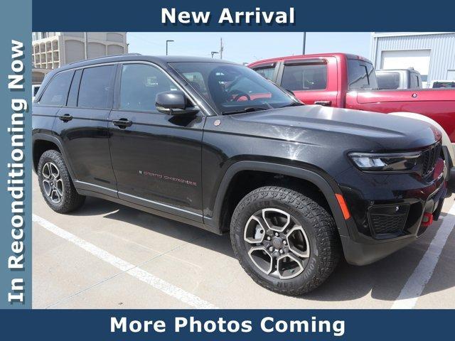 used 2022 Jeep Grand Cherokee car, priced at $36,410