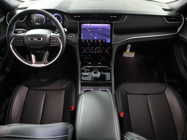 new 2025 Jeep Grand Cherokee car, priced at $52,340