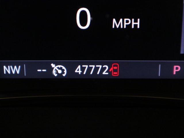 used 2023 Chevrolet Traverse car, priced at $32,420
