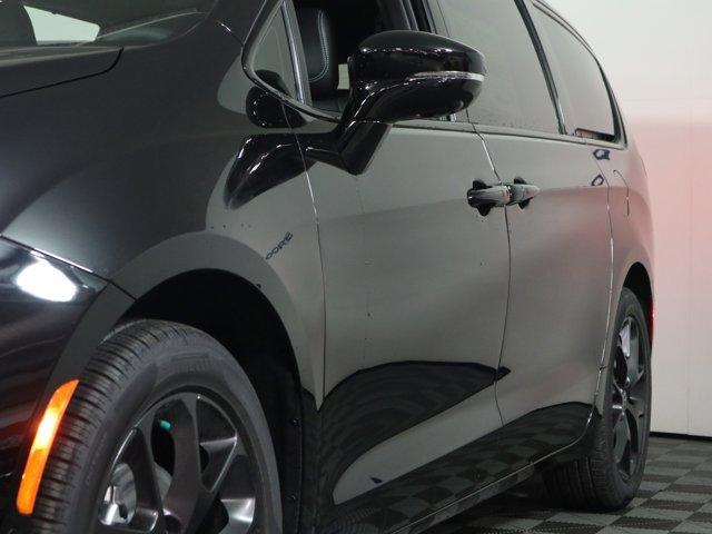 new 2026 Chrysler Pacifica car, priced at $54,250