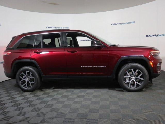 new 2025 Jeep Grand Cherokee car, priced at $52,935