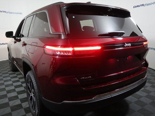new 2025 Jeep Grand Cherokee car, priced at $52,935