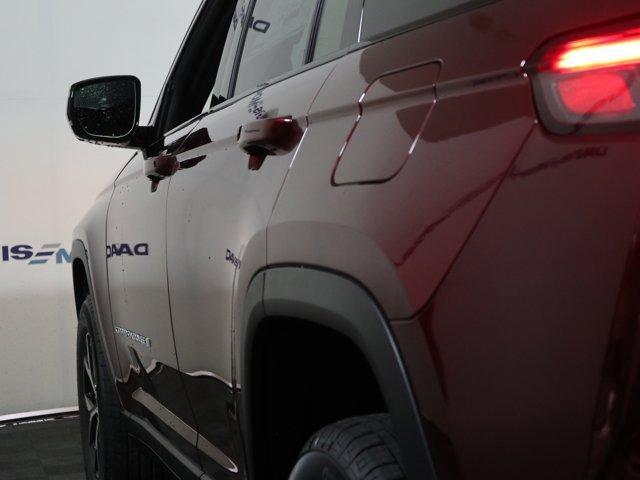 new 2025 Jeep Grand Cherokee car, priced at $52,935