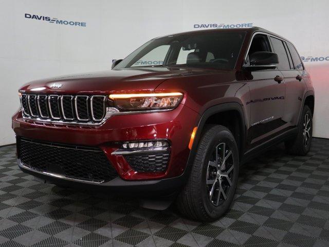 new 2025 Jeep Grand Cherokee car, priced at $52,935
