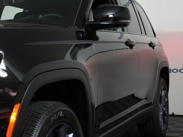 new 2026 Jeep Grand Cherokee car, priced at $54,225