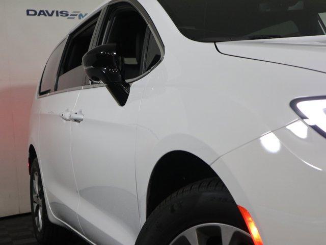 new 2026 Chrysler Pacifica car, priced at $49,640