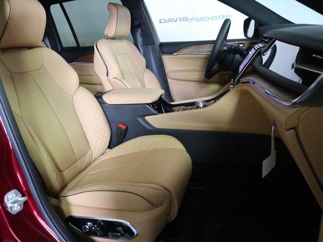 new 2025 Jeep Grand Cherokee car, priced at $69,825