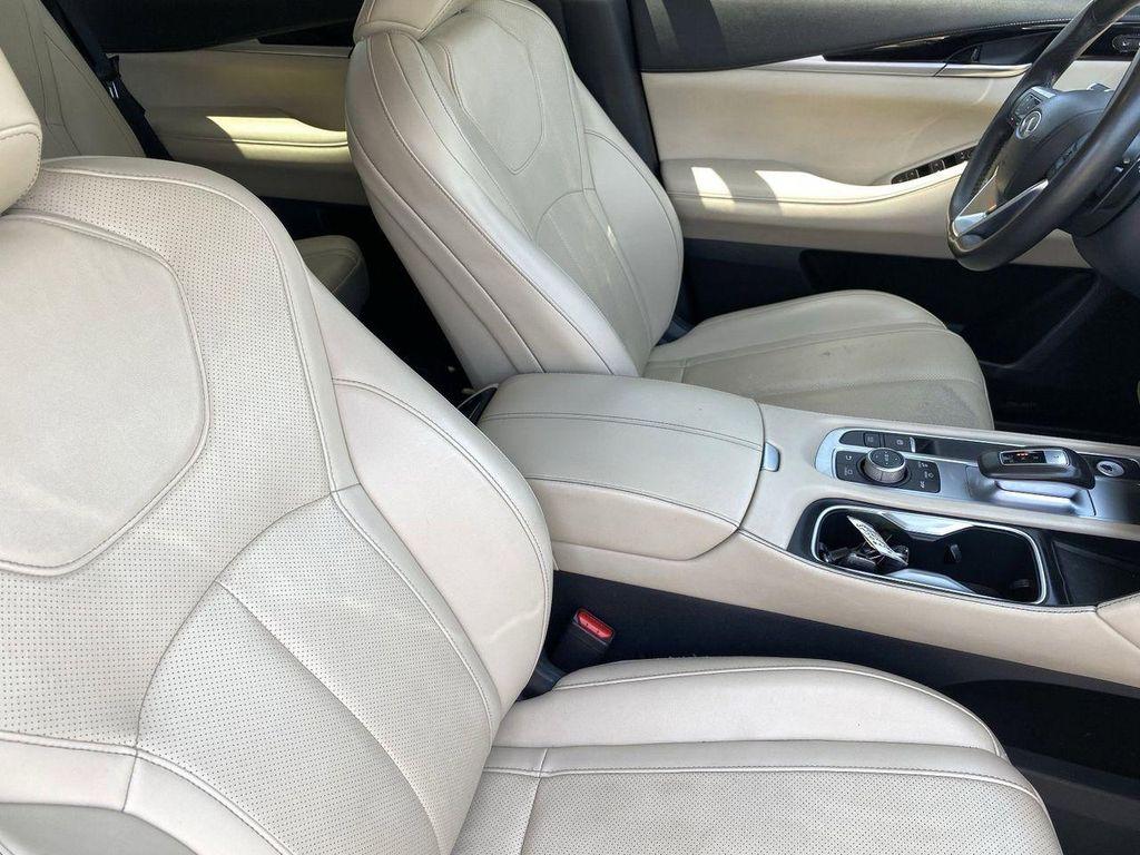 used 2025 INFINITI QX60 car, priced at $35,895