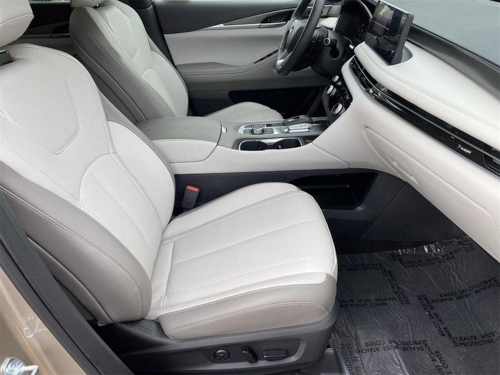used 2026 INFINITI QX60 car, priced at $47,000