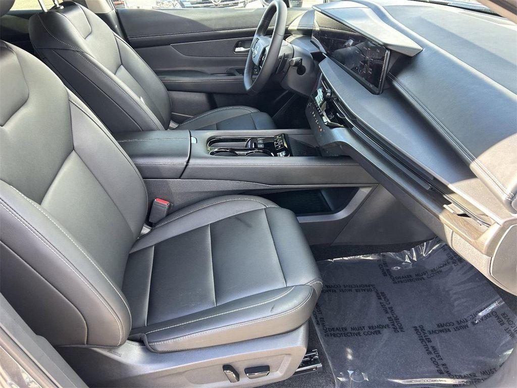 used 2025 Nissan Murano car, priced at $34,000