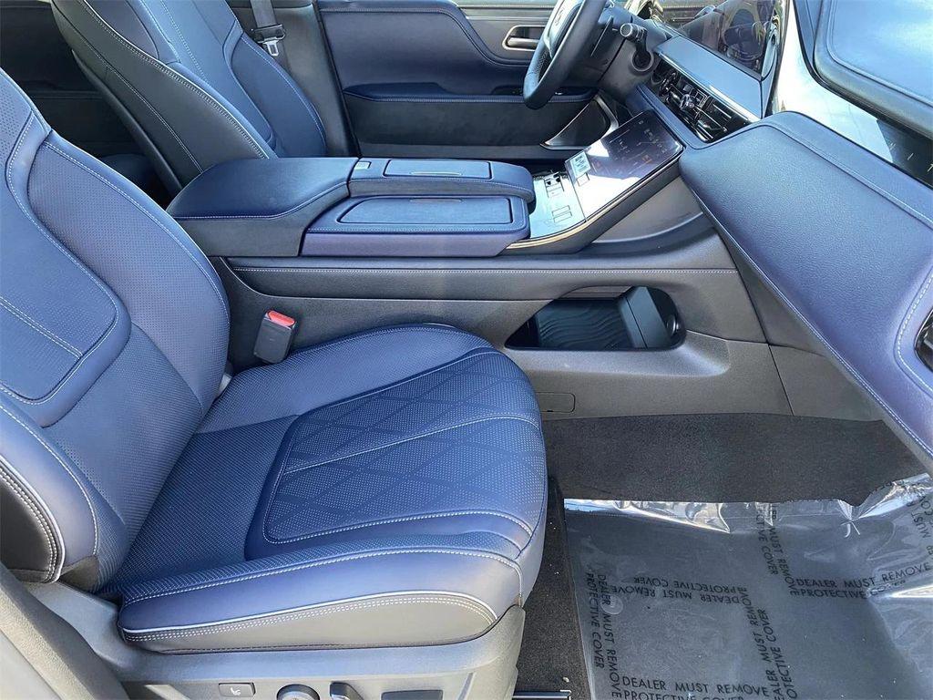 new 2026 INFINITI QX80 car, priced at $103,252