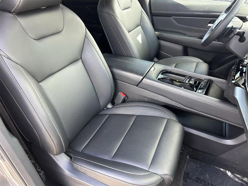 used 2025 Nissan Murano car, priced at $35,498