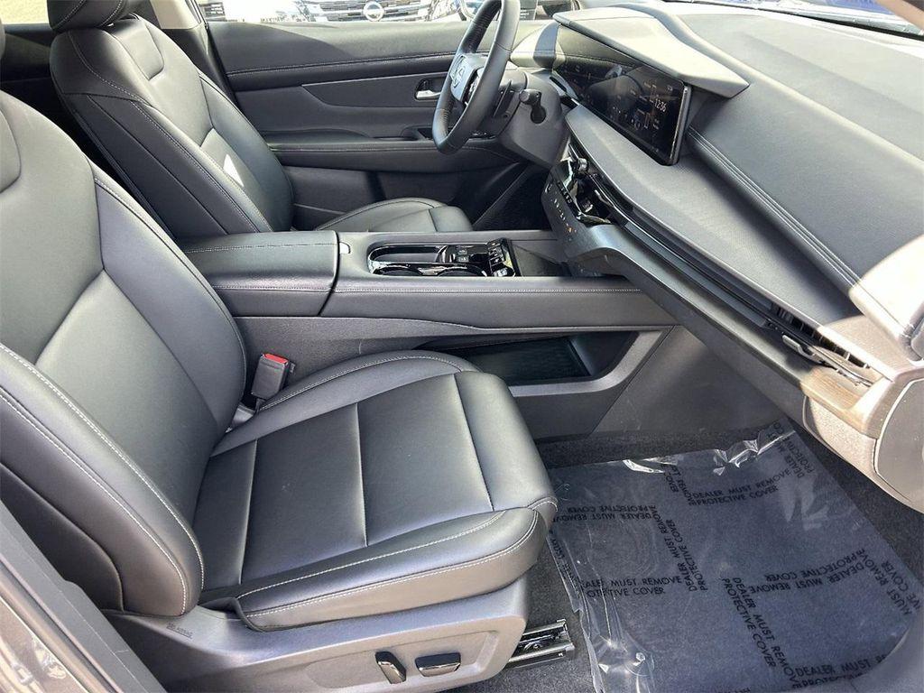 used 2025 Nissan Murano car, priced at $35,498