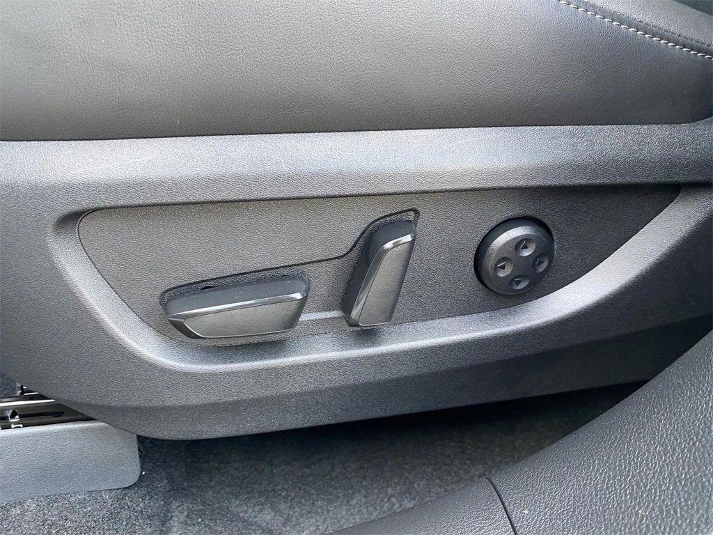 new 2025 INFINITI QX50 car, priced at $48,182