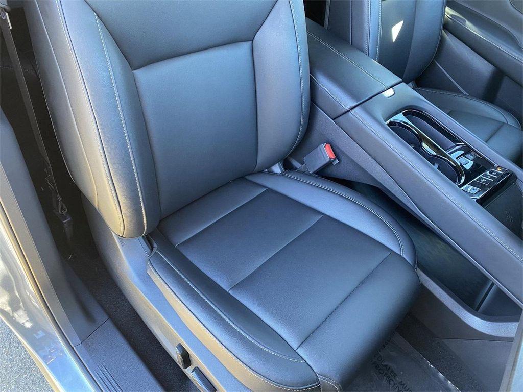 used 2025 Nissan Murano car, priced at $31,596